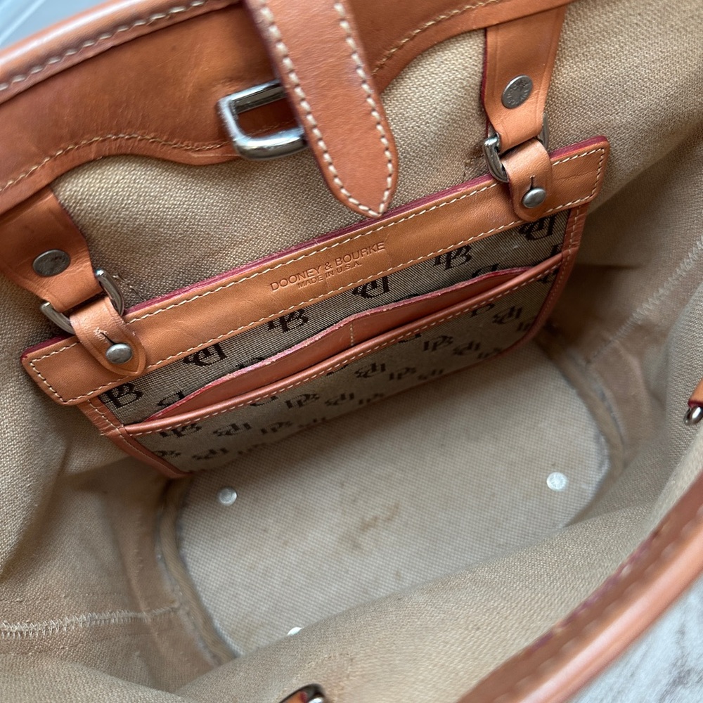 Vintage Dooney & Bourke Monogram Tote‎ Bag Brown Leather Canvas - Picture 9 of 10